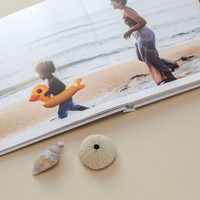 Mimeo Photos Layflat photo book of a family day at the beach