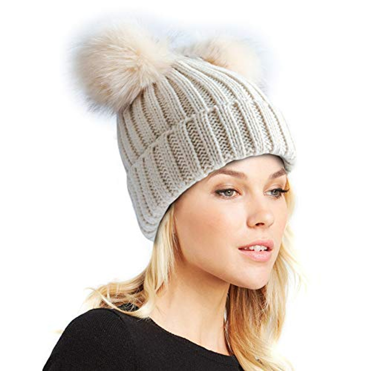 pom pom hat beige