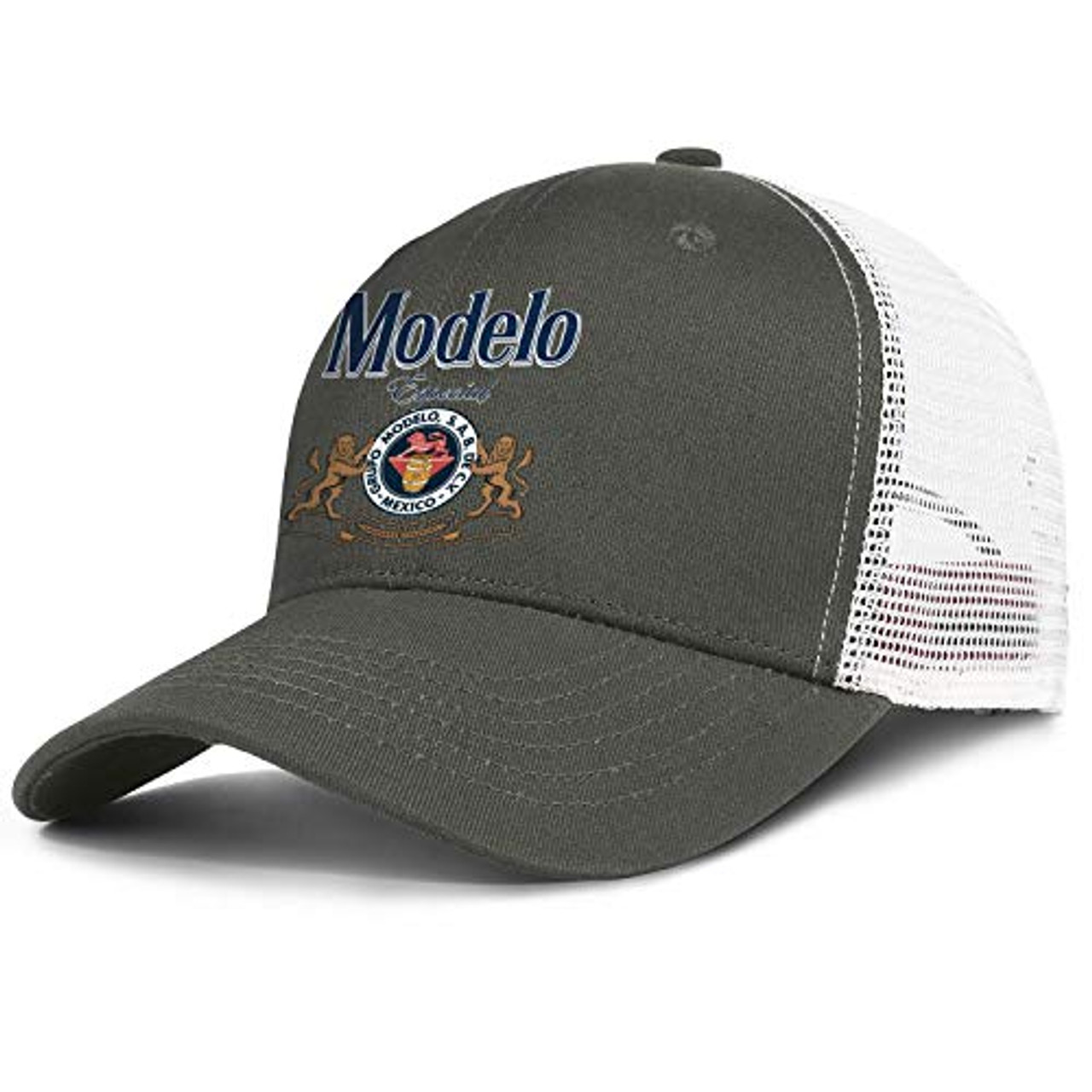 modelo trucker hat