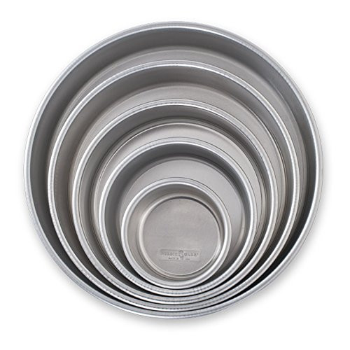 Nordic Ware 45425 Naturals Aluminum Bakeware Layer Cake Pan, Silver Nordic Ware 45425 Naturals Aluminum Bakeware Layer Cake Pan, Silver