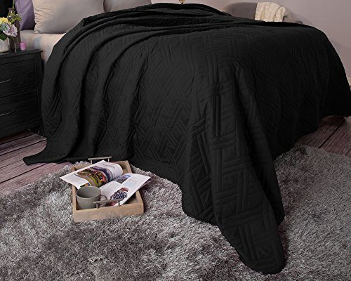 Bedford Home 66A-04219 Solid Color Bed Quilt-King-Black