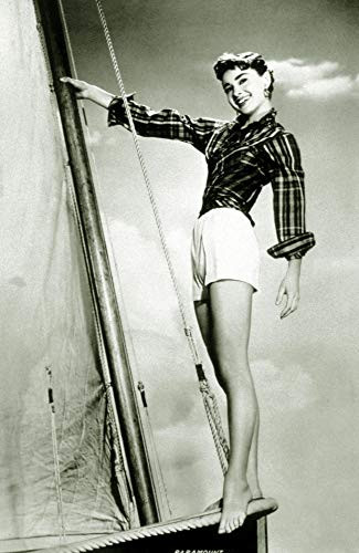 Posterazzi DAP11670 Audrey Hepburn - Boat Rope Photo Print  8 x 10  Multi