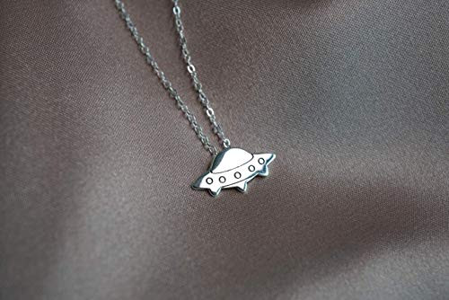 UFO Necklace - 925 Sterling Silver Necklace - Alien Jewelry - Flying Disc Necklace - Spaceship Jewelry UFO Necklace - 925 Sterling Silver Necklace - Alien Jewelry - Flying Disc Necklace - Spaceship Jewelry