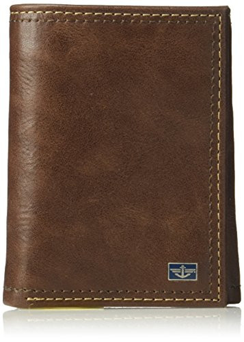 Dockers Mens Extra Capacity Trifold Wallet  Tan Jack  One Size