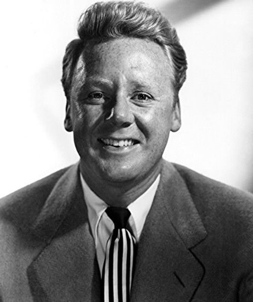 Posterazzi Van Johnson- 1952 Portrait- Photo Poster Print -16 x 20- Posterazzi Van Johnson- 1952 Portrait- Photo Poster Print -16 x 20-