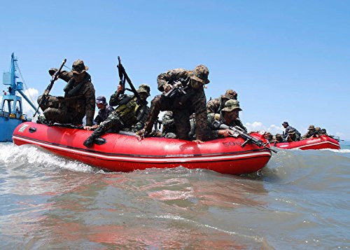 Posterazzi Poster Print Collection US Marines Ride in Philippine Coast Guard Zodiac Boat Stocktrek Images  -17 x 11-  Multicolored