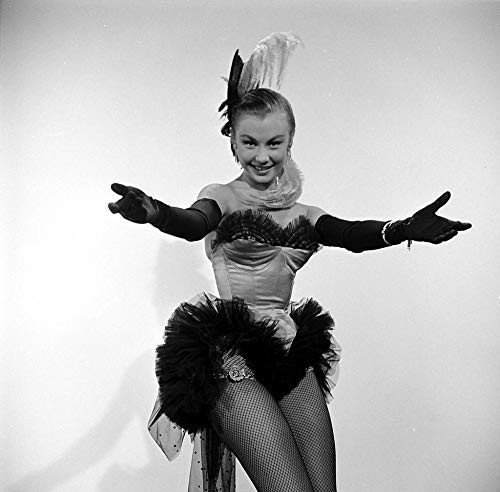 Posterazzi DAP19045 Mitzi Gaynor - Arms Out Photo Print 8 x 10 Multi Posterazzi DAP19045 Mitzi Gaynor - Arms Out Photo Print 8 x 10 Multi