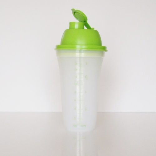 Tupperware Quick Shake Mixer Blender NEW Lime Green