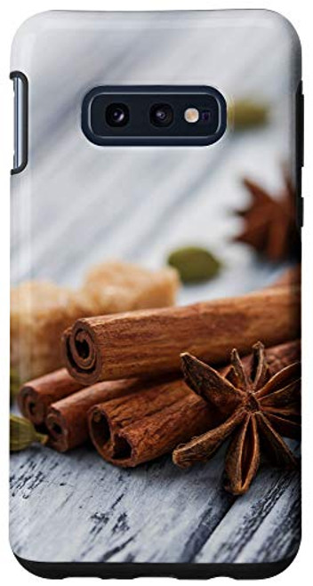 Galaxy S10e Unique Spice Mix Cinnamon Sticks Anise Stars Grey Woodgrain Case