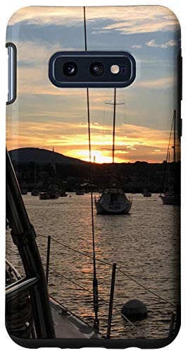 Galaxy S10e Sunset Sail In Maine Sailboat With Mountains And Boats Case
