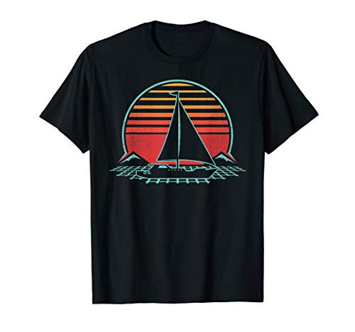 Sailing Retro Vintage Sailor 80s Style Sailboat Gift T-Shirt