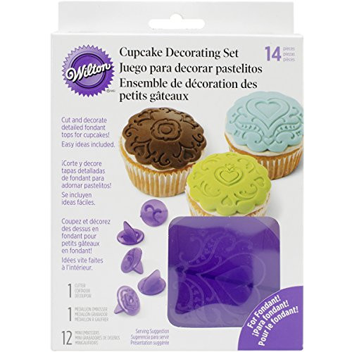 Wilton 2104-0057 14-Piece Cupcake Decorating Set, Hearts Wilton 2104-0057 14-Piece Cupcake Decorating Set, Hearts