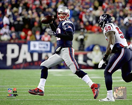 Tom Brady New England Patriots 2016 Divisional Playoff Game Action Photo Size 8 x 10