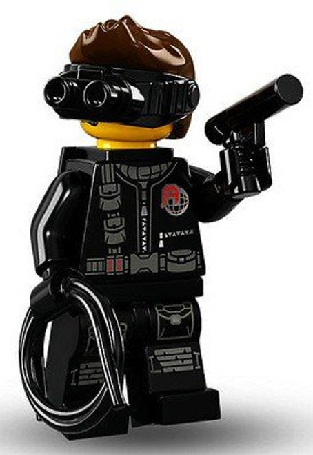 LEGO Series 16 Collectible Minifigures - Secret Agent Spy (71013) LEGO Series 16 Collectible Minifigures - Secret Agent Spy (71013)