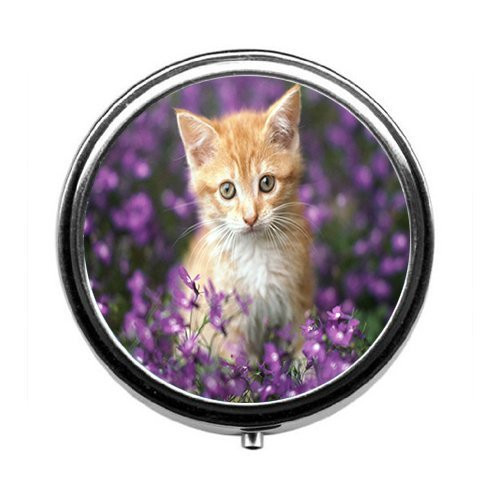 The cat is in the purple flower pill box/pill case----Round pill box/case--- Three-compartment pill box/pill case