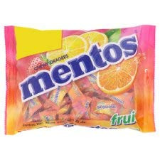 Mentos Chewy Mints Assorted Fresh Mixed Fruit Variety Candy OrangeStrawberryLimeLemonBlackcurrent Halloween Candy Bulk Party 100 Single Serve Pillow Packs 270g 9_5oz Large Bag