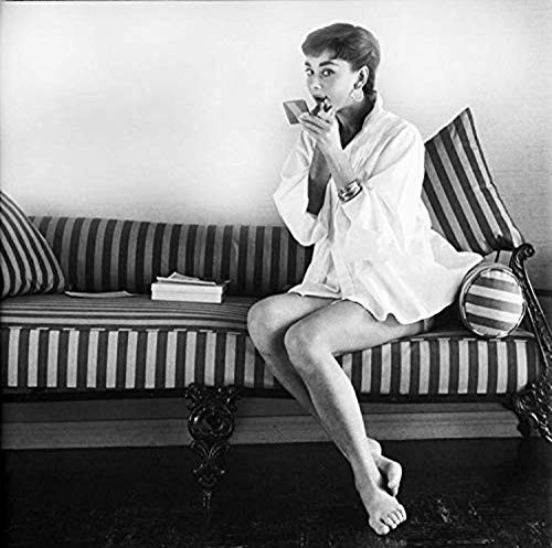 Posterazzi DAP11642 Audrey Hepburn - Couch Photo Print 8 x 10 Multi