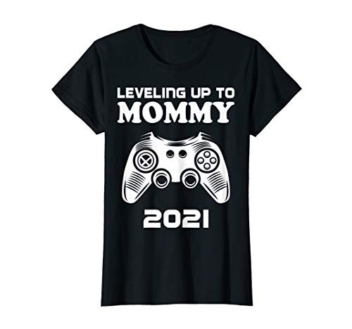 Womens Leveling Up To Mommy 2021 Mom Pregnancy Announcement Gift T-Shirt