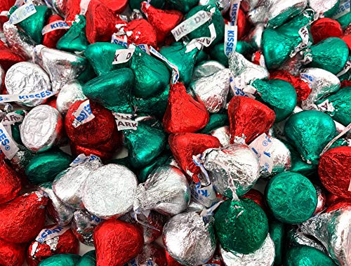 Holiday Hersheys Kisses Chocolate Candy Assortment Green Silver Red Wrap Candy 2 Pound Bag