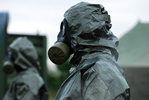 Posterazzi The NBC gear used Poster Print by the Belgian Army 16 x 11