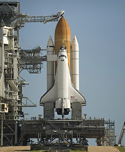 Posterazzi August 24 2009-Space Shuttle Discovery is poised for liftoff on the STS-128 mission from pad 39a at the Kennedy Space Center in Cape Canaveral Florida Poster Print 12 x 15