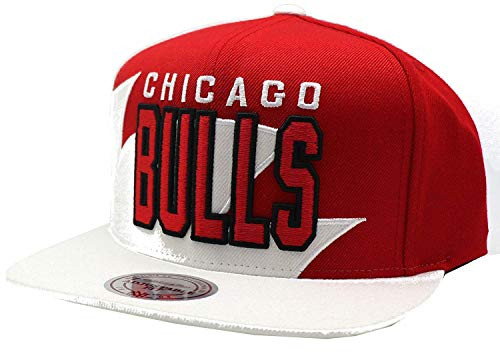 Mitchell   Ness Chicago Bulls New Sharktooth Cut and Sew Red White Era Snapback Hat Cap