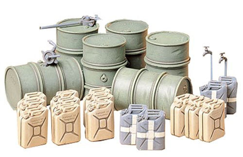 Tamiya Models German Fuel Drum Set
