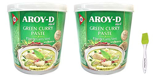Aroy D Green Curry Paste 14oz Pack of 2 Bundled with PrimeTime Direct Silicone Basting Brush in a PTD Sealed Bag