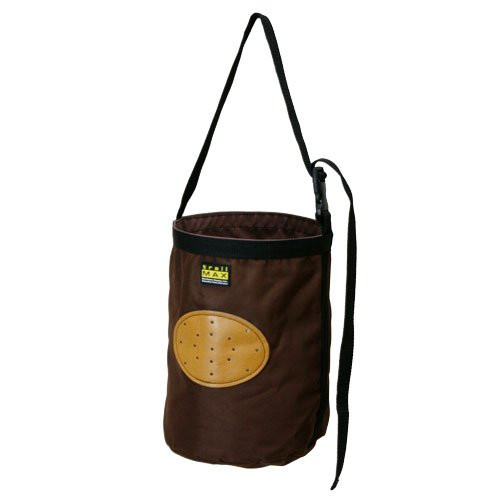 Outfitters Supply Horse Mule Feed Bag Durable Cordura Nylon with Leather Ventilator Patch Great for Messy Eaters Group Feeding Equine Travel Stock Requiring Special Supplements - Brown