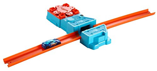 Hot Wheels Track Builder Booster Pack Playset Hot Wheels Track Builder Booster Pack Playset
