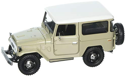 Motor Max 124 WB Platinum Collection Toyota FJ40 MJ Exclusive Diecast Vehicle Green Motor Max 124 WB Platinum Collection Toyota FJ40 MJ Exclusive Diecast Vehicle Green