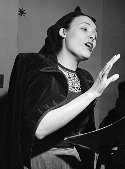 Lena Horne 1919-2010 Namerican Singer Recording In New York City Photograph By William P Gottlieb C1947 Poster Print by 18 x 24 Lena Horne 1919-2010 Namerican Singer Recording In New York City Photograph By William P Gottlieb C1947 Poster Print by 18 x 24