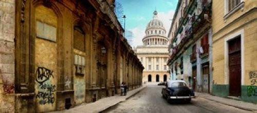 Posterazzi Government building in a city El Capitolio Havana Cuba Poster Print 30 x 14