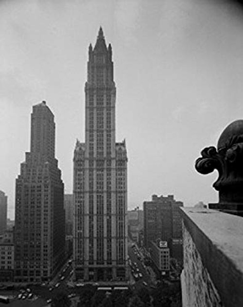USA New York State New York City Full view of Woolworth Building Poster Print 18 x 24 USA New York State New York City Full view of Woolworth Building Poster Print 18 x 24