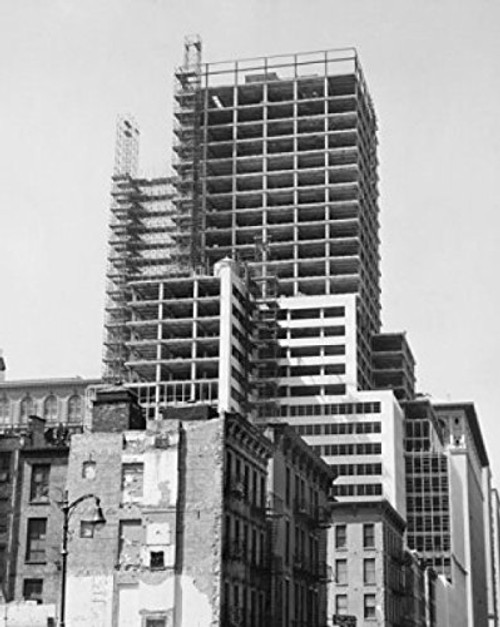 Posterazzi SAL25533757 Office Building Under Construction City New York State USA Poster Print 18 x 24 Posterazzi SAL25533757 Office Building Under Construction City New York State USA Poster Print 18 x 24