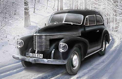 ICM 135 Scale Kapitän 2-Door Saloon WWII German Staff Car - Plastic Model Building Kit  35476