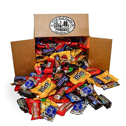 Chocolate Candy Assortment 5_6 lb Bag Reeses Milky Way Bars M Ms Snickers Peanut M Ms Twix Kit Kat Almond Joy York 100 Grand