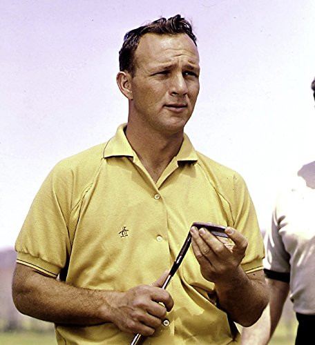 Arnold Palmer in Yellow Photo Print (8 x 10)