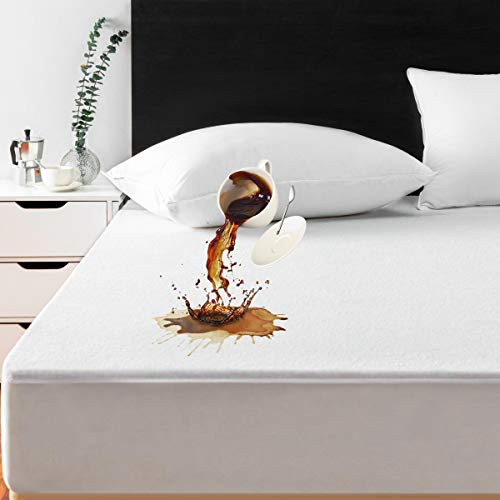 MAKATZ Twin XLWaterproof Mattress Cover Pad Stretches up 8-21 Deep Pocket - Hypoallergenic Fitted Quilted Cooling Mattress Protector MAKATZ Twin XLWaterproof Mattress Cover Pad Stretches up 8-21 Deep Pocket - Hypoallergenic Fitted Quilted Cooling Mattress Protector