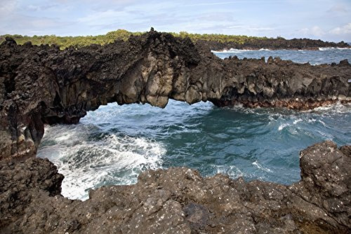 Posterazzi Hawaii Maui Hana Lava rock formation arches over ocean Poster Print_ 18 x 12 Posterazzi Hawaii Maui Hana Lava rock formation arches over ocean Poster Print_ 18 x 12