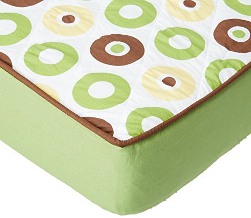 Bacati Mod Dots/Strps Green Quilted Sheet