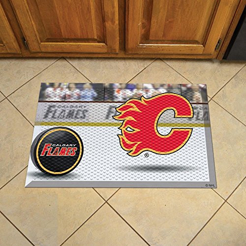 FANMATS 19130 Team Color 19 x 30 Calgary Flames Scraper Mat NHL Puck