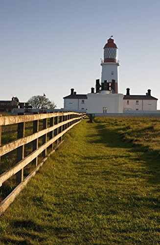Posterazzi DPI1853682 Lighthouse South Shields Tyne And Wear England Poster Print 12 x 19