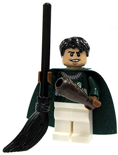 Marcus Flint in Quidditch Gear with Club and Broom - LEGO Harry Potter Minifigure