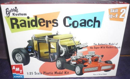 Barris Kustom Raiders Coach Model Kit