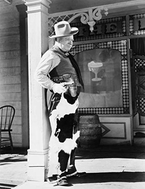 Posterazzi EVCMBDMYLIEC067 My Little Chickadee W.C. Fields 1940 Photo Print 8 x 10 Multi Posterazzi EVCMBDMYLIEC067 My Little Chickadee W.C. Fields 1940 Photo Print 8 x 10 Multi