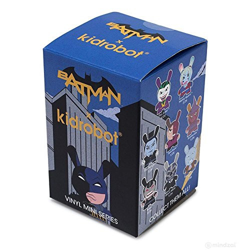 One Blind Box DC Dunny Designer Vinyl Mini Figure Batman X Kidrobot One Blind Box DC Dunny Designer Vinyl Mini Figure Batman X Kidrobot