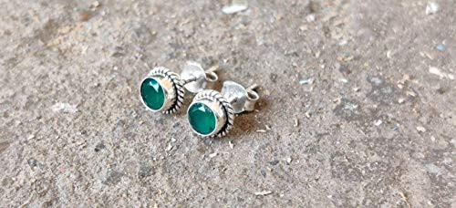 925 Sterling Silver Green Emerald Stud Post Earring Gemstone Earring 6 MM Round Girl Women Gift 925 Sterling Silver Green Emerald Stud Post Earring Gemstone Earring 6 MM Round Girl Women Gift