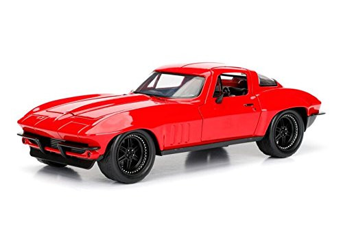 Jada Toys Fast & Furious 8 Diecast '66 Chevy Corvette Vehicle (1: 24 Scale)