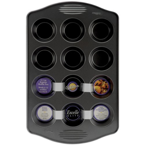 Wilton Excelle Elite 12-Cup Muffin Pan